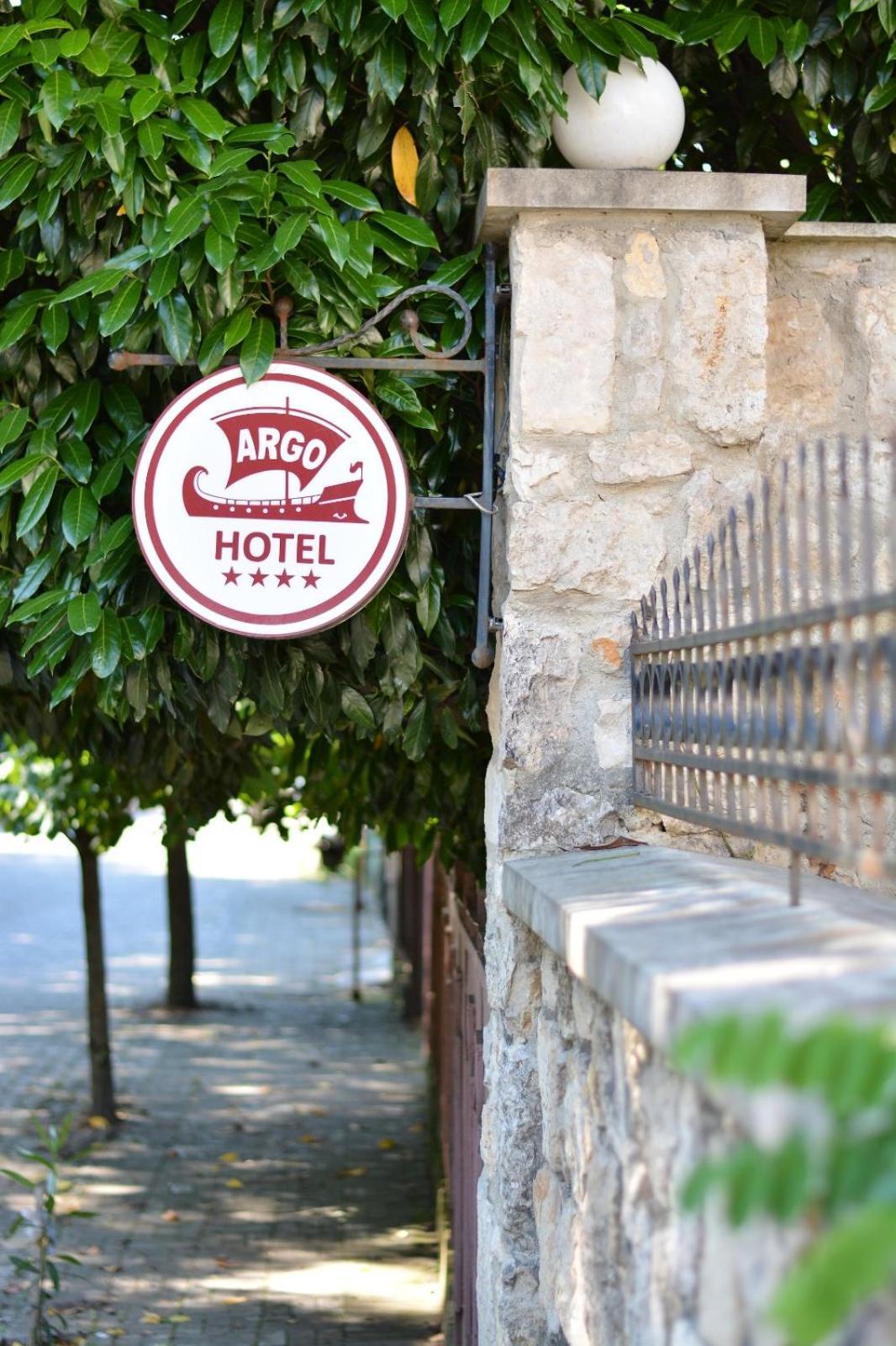 Boutique Hotel Argo Koutaïssi Extérieur photo