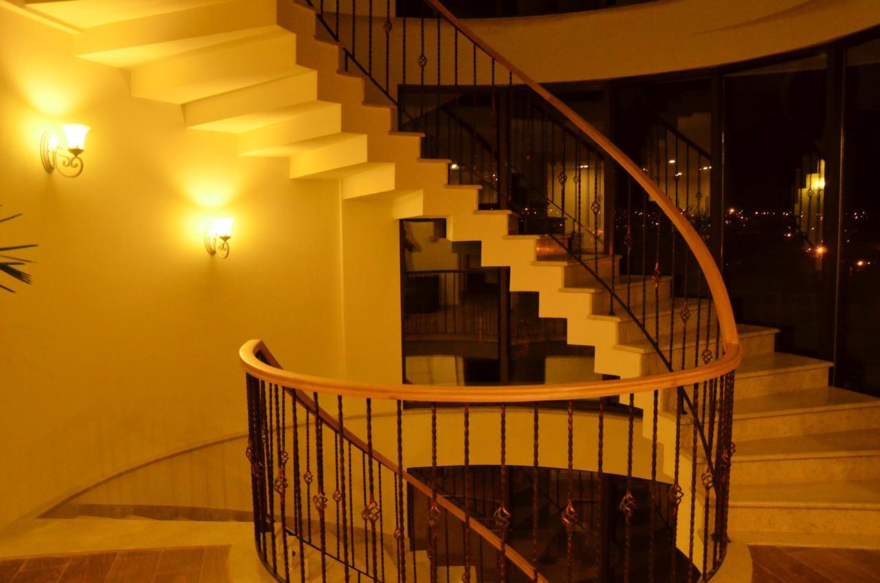 Boutique Hotel Argo Koutaïssi Extérieur photo